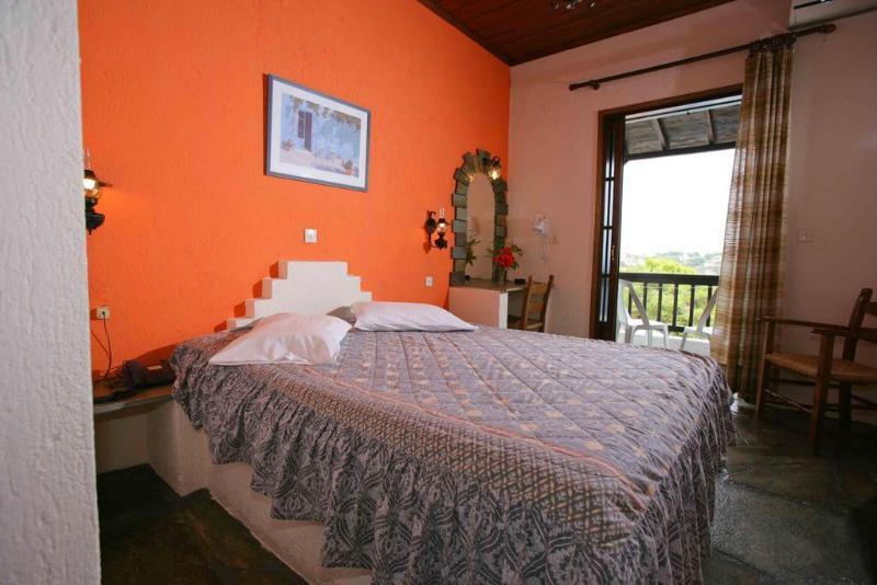 Paradise Hotel Patitiri  Bagian luar foto